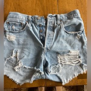 Levi’s shorts